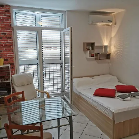 Apartment Vakter *